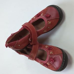 Umi, little girls red leather Mary Jane shoes. Size 12